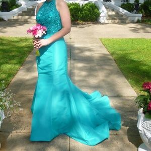 SHERRI HILL PROM DRESS